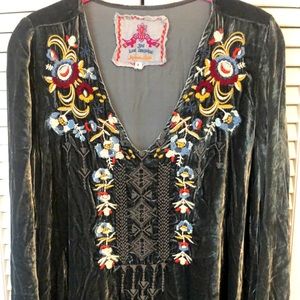 Johnny Was “Elise” Tunic Gray Velvet